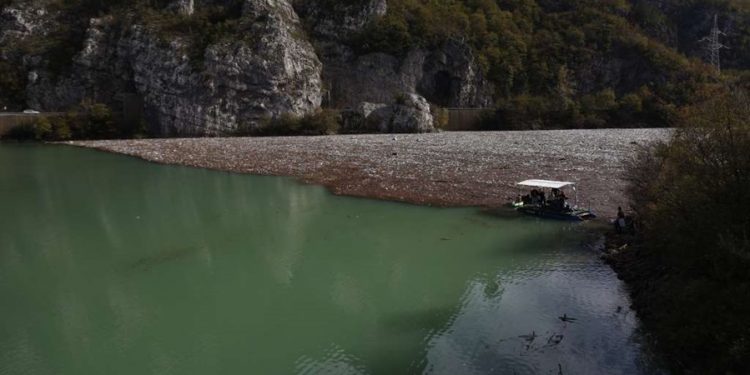 Neophodno više volonterskih akcija čišćenja Jablaničkog i Grabovičkog jezera i rijeke Doljanke