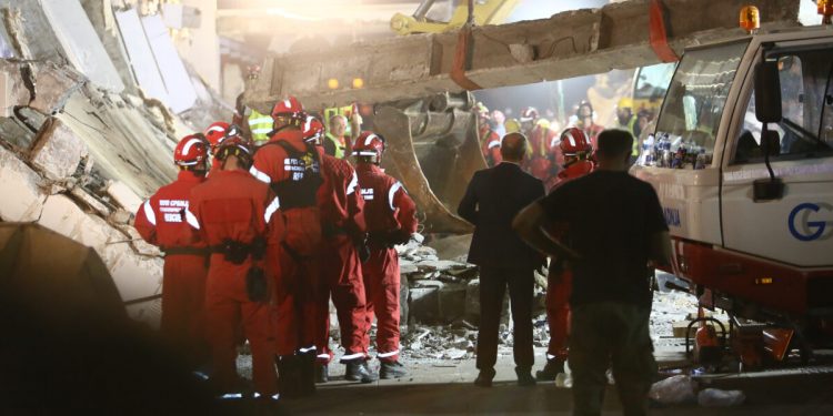 Tragedija u Novom Sadu: Poginulo 13 ljudi, među njima i jedno dijete (6). Više od 30 povrijeđenih