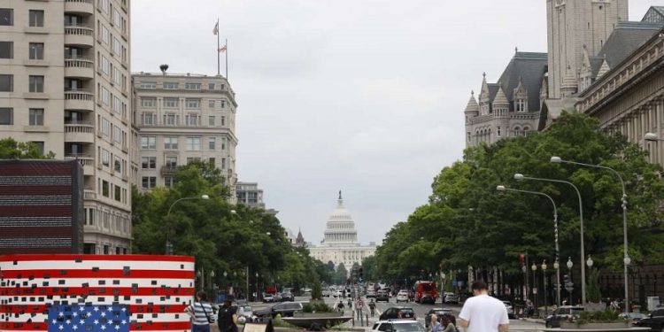 Amerika danas bira novog predsjednika