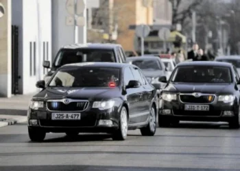 PARLAMENT BiH Isplaćeno 100.000 KM za prekovremeni rad, komisije, stimulacije, za ‘izvanredan rad’ nagrađeni i vozači