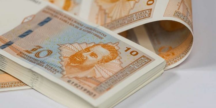 Prosječna neto plata u FBiH u oktobru 1.415 KM, bruto plata 2.210 KM