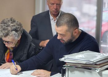 JABLANICA: UDRUŽENJE POMOZI.BA KUPILO ZEMLJIŠTE ZA IZGRADNJU 15 STAMBENIH OBJEKATA ZA POSTRADALE U POPLAVAMA