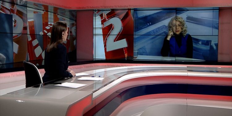Čomić: Skratiti zimski raspust, do kraja januara završiti prvo polugodište i tada zaključiti ocjene