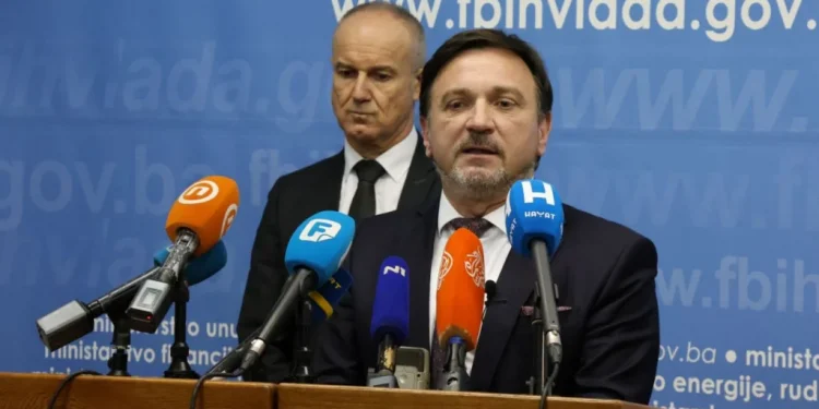 FOKUS NA OSNOVNIM NAMIRNICAMA Postignut dogovor o ‘zaključavanju cijena’