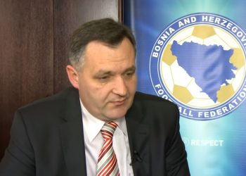 LAKRDIJA OD DERBIJA: SIGURNOST IGRAČA I DELEGACIJE VELEŽA BILA UGROŽENA, BEUS NAREĐIVAO DELEGATU
