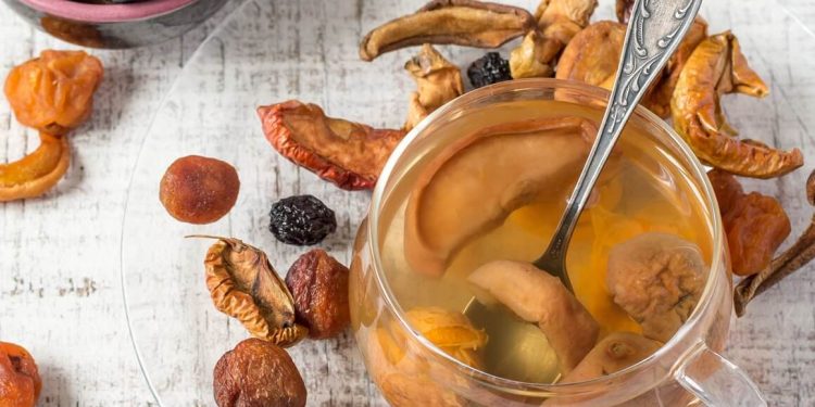 Slatko za iftar: Kompot od jabuka