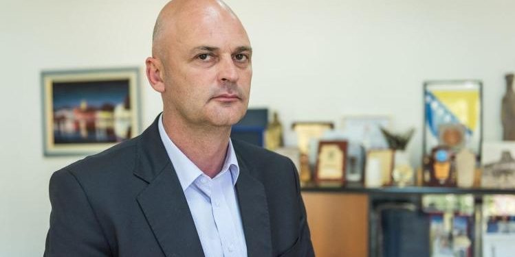 BOŠKOVIĆ: ULICA U UZINOVIĆIMA ĆE BITI URAĐENA, IMAMO 400.000 KM NAMJENSKIH SREDSTAVA!