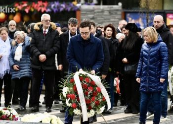 Položeno cvijeće na spomen obilježju ubijenoj djeci Sarajeva: Sjećanje na ubijene mališane
