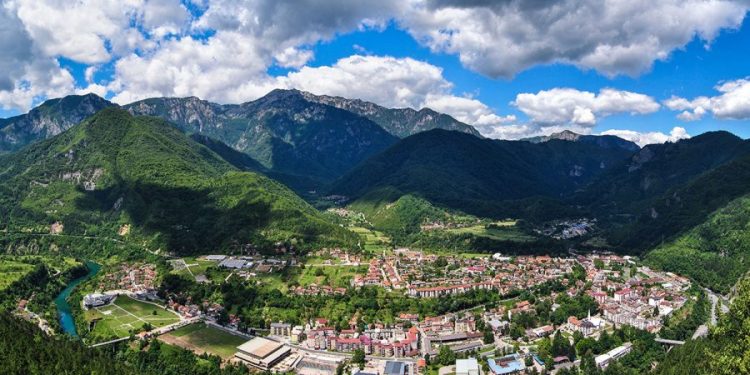 Općina Jablanica pomaže maturante sa po 300 KM