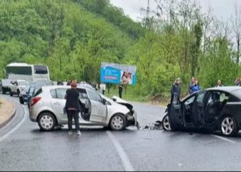 JABLANICA: PET OSOBA POVRIJEĐENO U SAOBRAĆAJNOJ NESREĆI