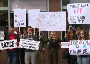 Protestna šetnja od Pravobranilaštva BiH do OHR-a, zbog masovnog kršenja Zakona o zabrani raspolaganja državnom imovinom