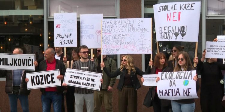 Protestna šetnja od Pravobranilaštva BiH do OHR-a, zbog masovnog kršenja Zakona o zabrani raspolaganja državnom imovinom