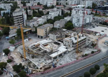 KLUB BOŠNJAKA U SKUPŠTINI HNK: NEPRIHVATLJIVA GRADNJA NA OSNOVU SUMNJIVE DOKUMENTACIJE I DOZVOLA