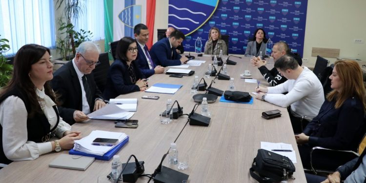 Zdravstveni radnici HNK najavili štrajk: “Vlada se oglušila na naše zahtjeve”