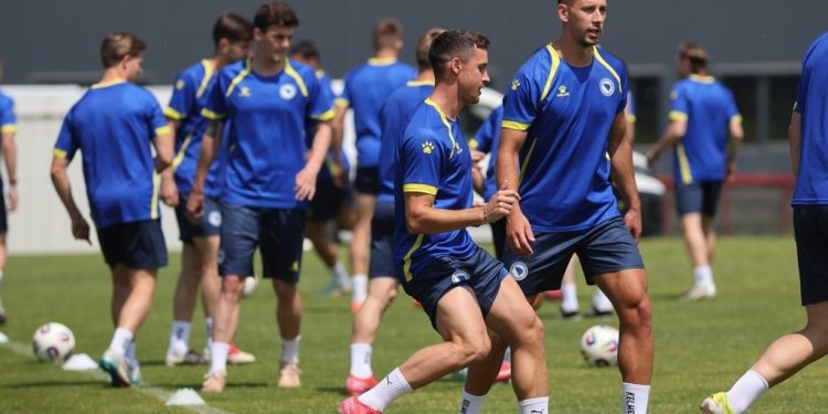 Zmajevi teško do pobjede nad San Marinom: Barbarez nezadovoljan igrom, ali bodovi su tu