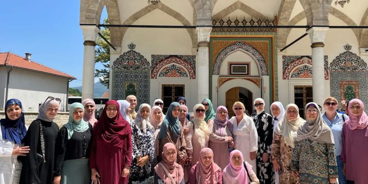 Sjećanje koje traje: Žene Muftijstva mostarskog, uključujući i MIZ Stolac, obilježile Dan borbe protiv seksualnog nasilja u ratu