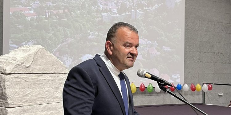 Intervju: Adem Haračić, direktor Prve osnovne škole Stolac – Kraj školske godine i pripreme za ljetni odmor