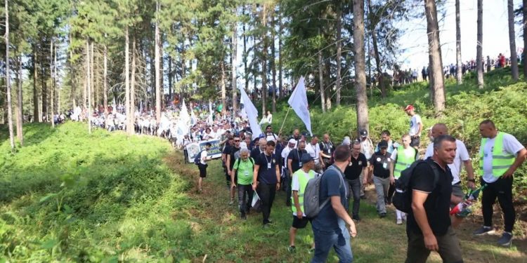 Iz Nezuka prema Potočarima krenulo 6.660 učesnika Marša mira
