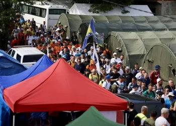 Učesnici Marša mira stigli u kamp Liplje, sutra nastavljaju put prema Potočarima