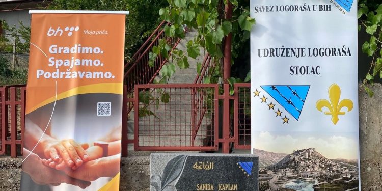 Obilježena 32. godišnjica ubistva Sanide Kaplan: Sjećanje na žrtvu i poruka zajedništva