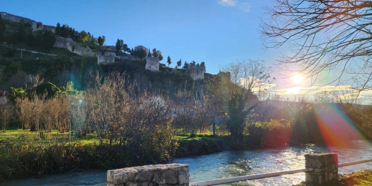 Vremenska prognoza za Stolac i Hercegovinu: Sunčano i toplo, uz moguće pljuskove krajem sedmice