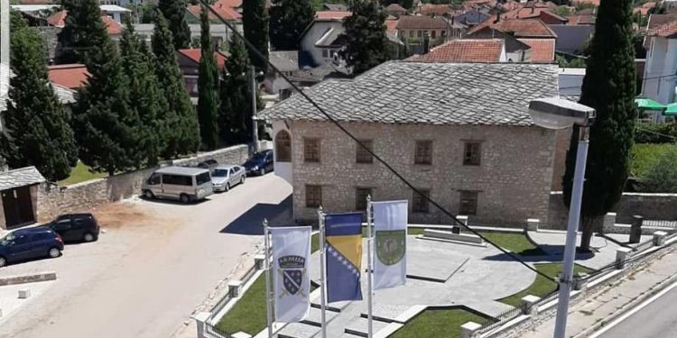 Saopštenje JOB-a Stolac: Porodice šehida i borci Armije RBiH traže jednak tretman spomen-obilježja