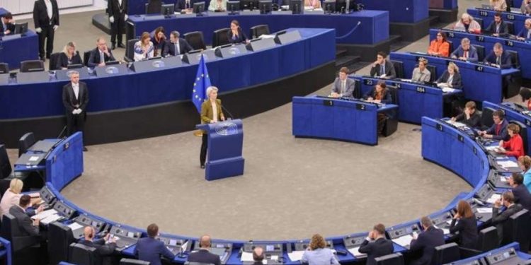 Von der Leyen: Gaza potresla savjest svijeta, trebamo uvesti sankcije Izraelu