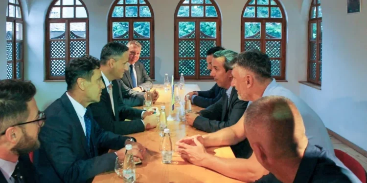 BEĆIROVIĆ U STOCU: NEDOPUSTIVA JE DISKRIMINACIJA BOŠNJAKA, S TAKVOM PRAKSOM SE MORA PRESTATI