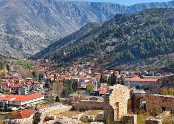 (PATRIA 12.09.2025.) Stolac glasno o aparthejdu NA ZEMLJI KAMENIH SPAVAČA MORA BITI MJESTA ZA SVE