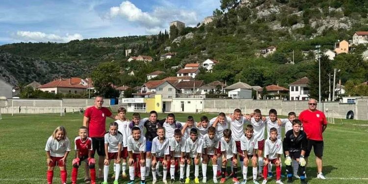 Golijada u Stocu: Predpioniri Iskre poraženi, pioniri slavili sa 7:0