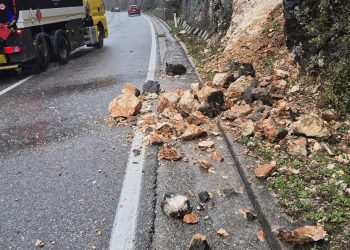 BiHAMK: Vozači oprez zbog odrona