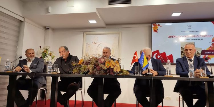 Promocija knjige Zlatka Hadžiomerovića ”Bošnjaci u Republici Turskoj” izazvala veliko zanimanje u Mostaru