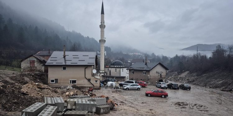 Danas potpisivanje ugovora o dodjeli 50 miliona KM gradovima i općinama za sanaciju šteta od poplava
