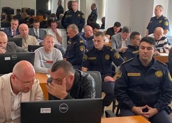 STRAVIČNA AFERA NA PODRUČJU TUZLE: Policajci izašli pred Sud