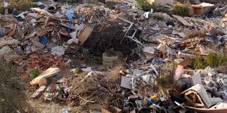 POKRET PROTIV DIVLJIH DEPONIJA: GRAĐANI STOCA TRAŽE HITNU REAKCIJU NADLEŽNIH