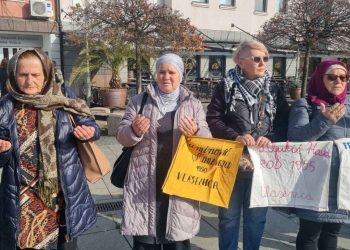 Majke Srebrenice: Još su mnoge kosti naših najmilijih negdje po šumama i masovnim grobnicama