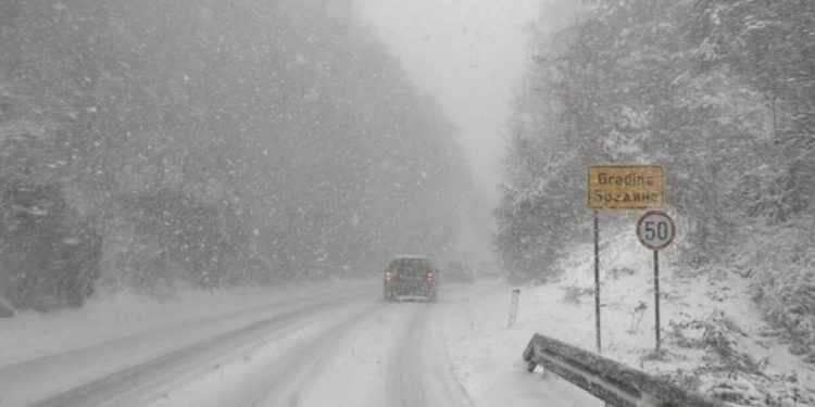 Saobraćaj u prekidu na više puteva u BiH