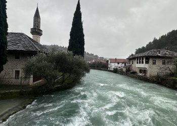 Narednih dana oblačno sa slabom kišom