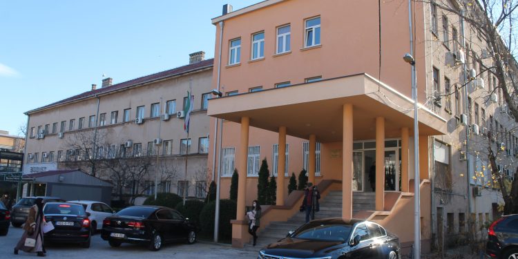 Vlada HNK: Poziv za prijem pripravnika