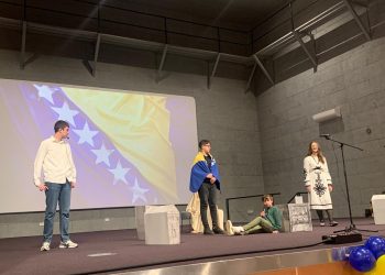 DAN NEZAVISNOSTI OBILJEŽEN SVEČANOM PRIREDBOM PRVE OSNOVNE ŠKOLE STOLAC