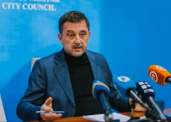 Pres-konferencija gradonačelnika pretvorena u obračun s novinarima