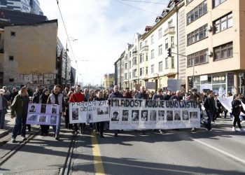 Današnji protesti u Sarajevu završeni: Nema odustajanja dok pravda ne bude zadovoljena