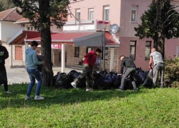 Uskoro radovi od 100.000 KM u parku Prve osnovne škole Stolac