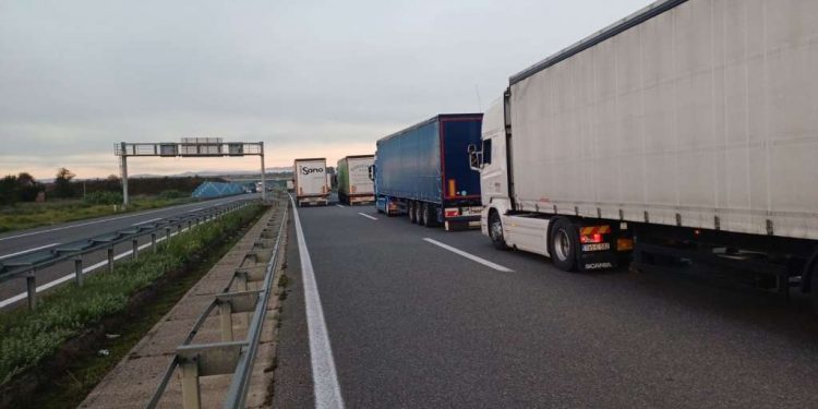 Konzorcijum logistika – BiH danas suočena sa ozbiljnim poremećajem međunarodnog drumskog transporta