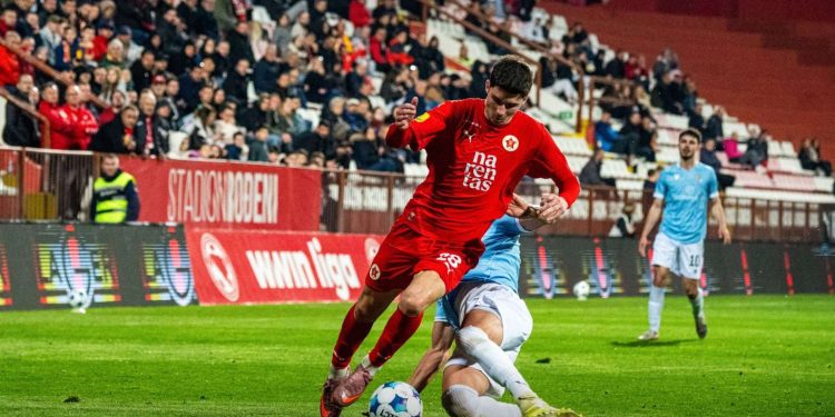 VELEŽ SLAVIO PROTIV POSUŠJA: Salčin pogodio za minimalnu pobjedu Rođenih