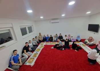 IFTAR ZA MEKTEBSKU DJECU U DŽEMATU PJEŠIVAC – STOLAC