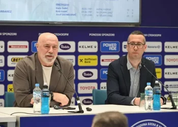 Barbarez optimista uoči Velsa