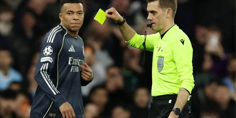 Jedan od najboljih arbitara na svijetu: Francuz dijeli pravdu u finalu baraža između BiH i Italije
