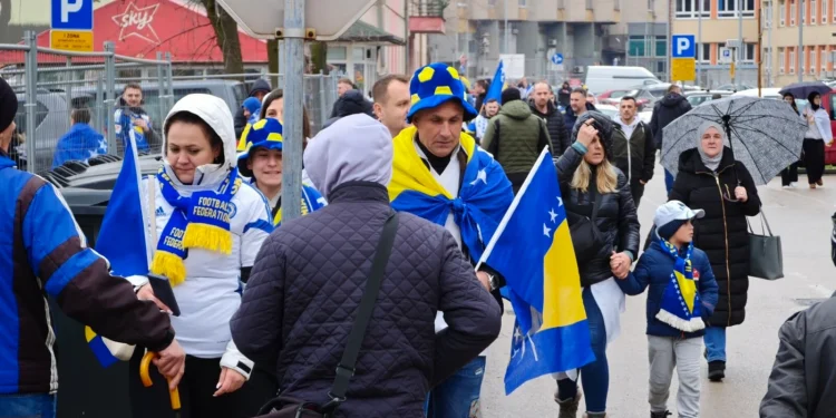 Atmosfera u Zenici već užarena, navijači priželjkuju pobjedu: “Demirović jedan mora dati”