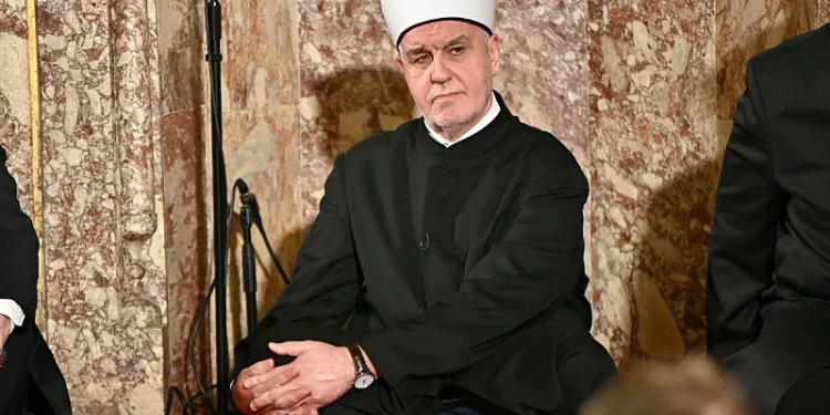 Reis Husein ef. Kavazović: Uskrs je prilika da podijelimo poruku prijateljstva i dobrosusjedskih odnosa